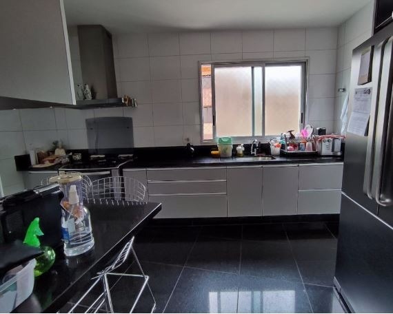 Apartamento à venda com 4 quartos, 167m² - Foto 6