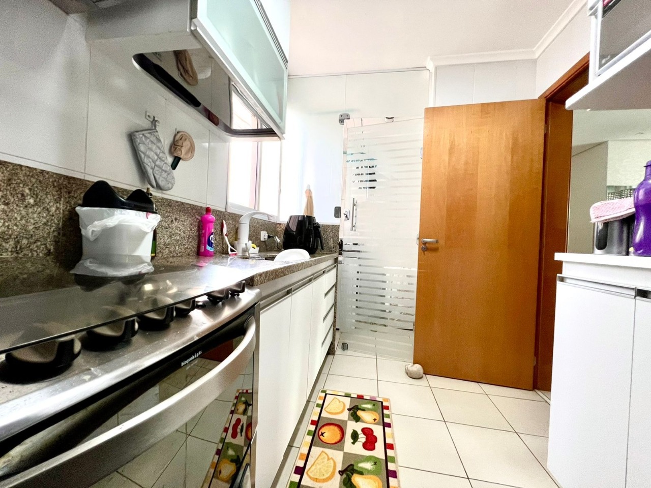 Apartamento à venda com 3 quartos, 83m² - Foto 10