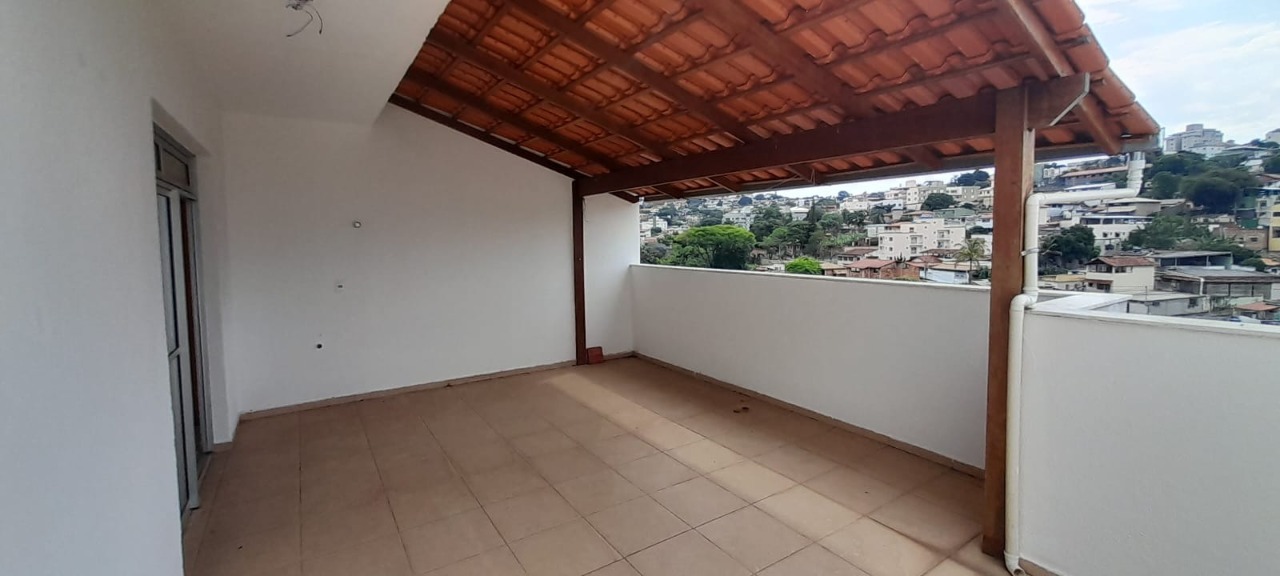 Cobertura à venda com 2 quartos, 140m² - Foto 2