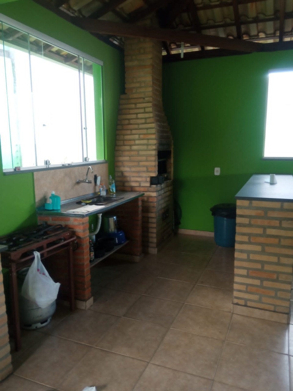 Casa à venda com 4 quartos, 200m² - Foto 11