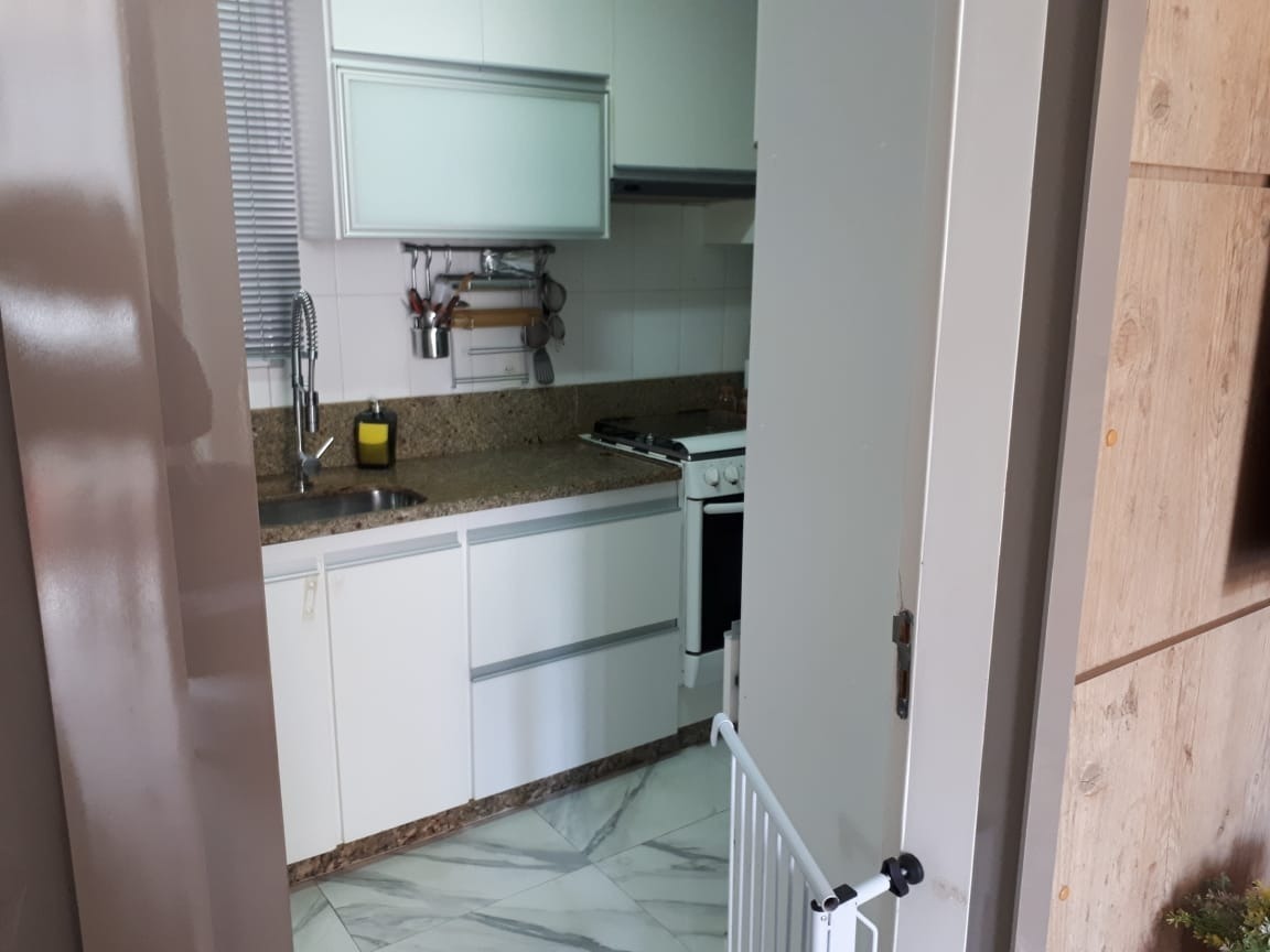 Apartamento à venda com 3 quartos, 81m² - Foto 11