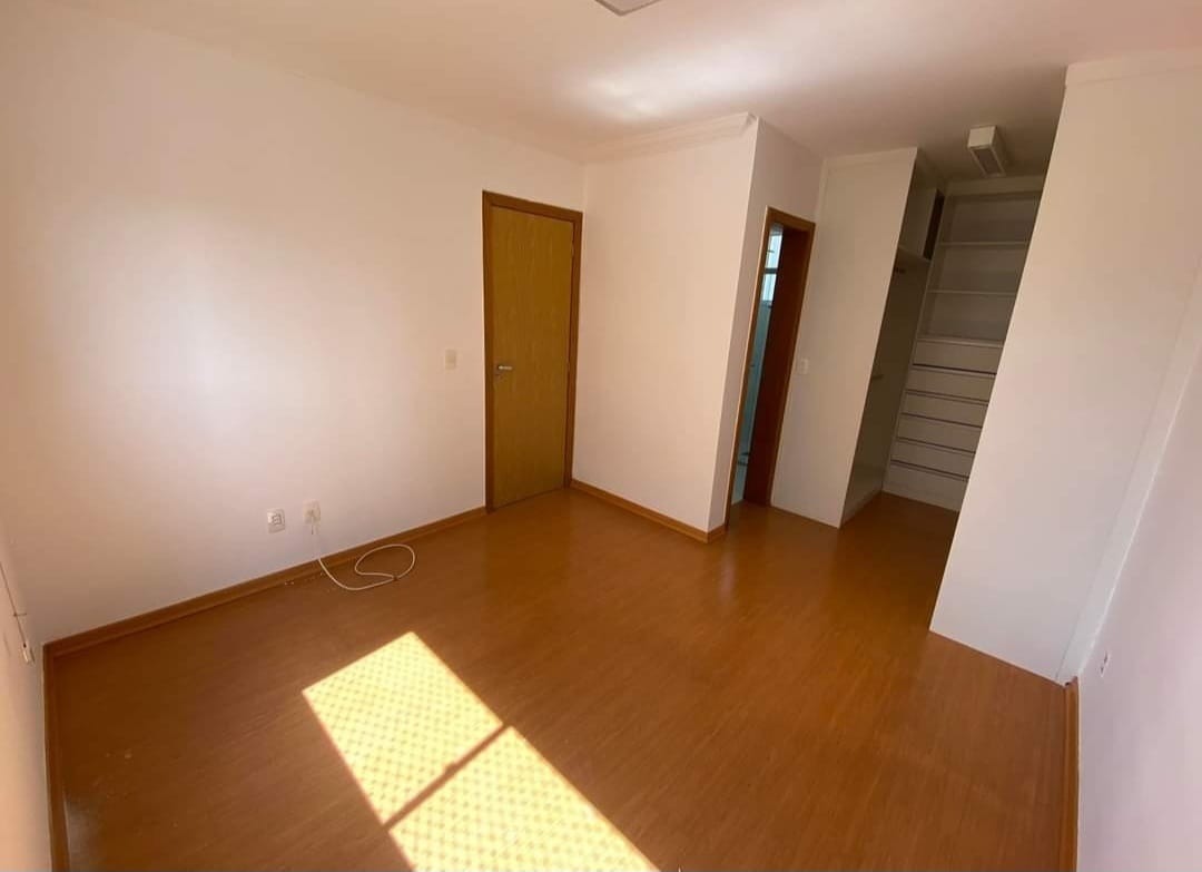 Apartamento à venda com 4 quartos, 112m² - Foto 6