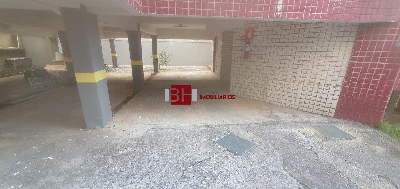 Cobertura para alugar com 4 quartos, 260m² - Foto 12