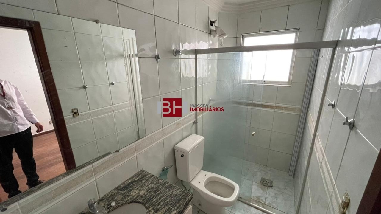 Cobertura para alugar com 4 quartos, 260m² - Foto 22