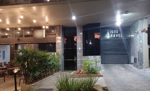 Cobertura à venda com 3 quartos, 250m² - Foto 1