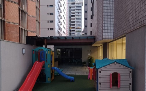 Cobertura à venda com 3 quartos, 250m² - Foto 3