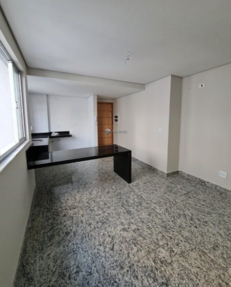 Cobertura à venda com 2 quartos, 73m² - Foto 2