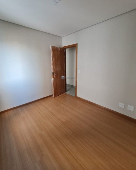 Cobertura à venda com 2 quartos, 73m² - Foto 5