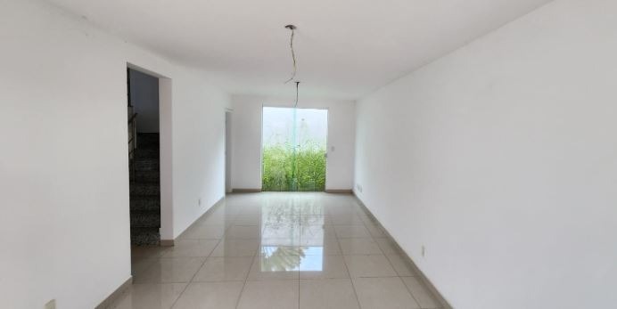 Casa à venda com 4 quartos, 172m² - Foto 3