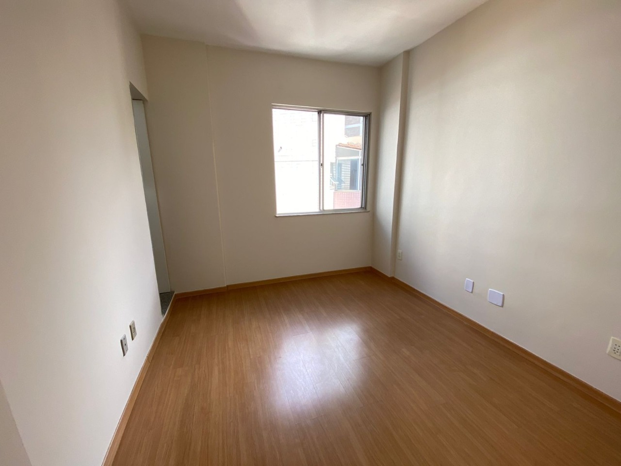 Apartamento à venda com 2 quartos, 95m² - Foto 5