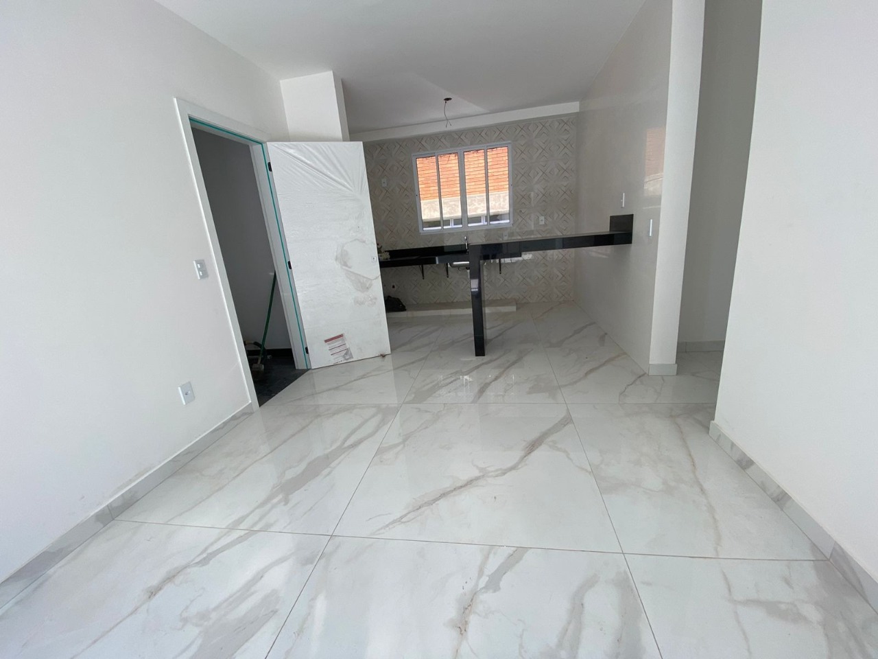 Apartamento à venda com 2 quartos, 23m² - Foto 2