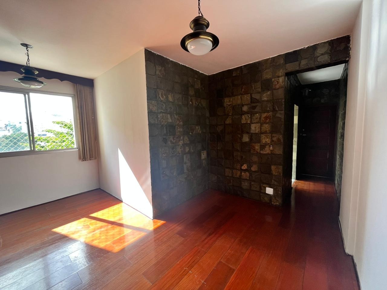 Apartamento à venda com 2 quartos, 66m² - Foto 1