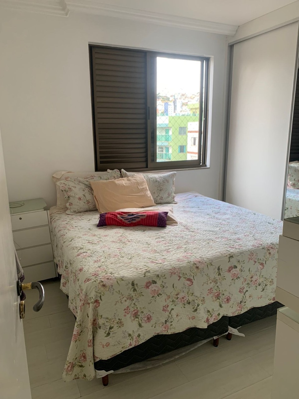 Apartamento à venda com 4 quartos, 135m² - Foto 10