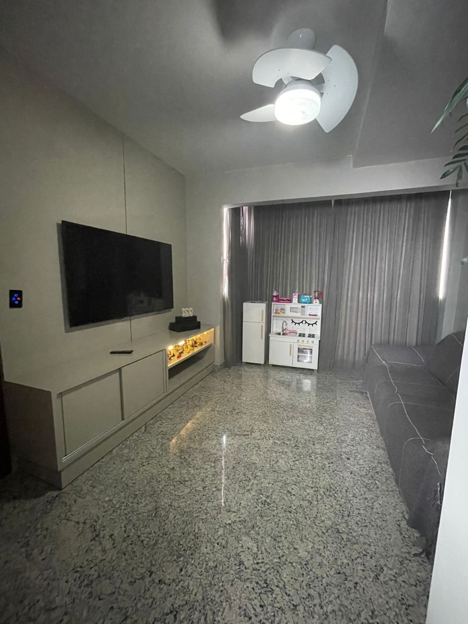 Cobertura à venda com 4 quartos, 180m² - Foto 1