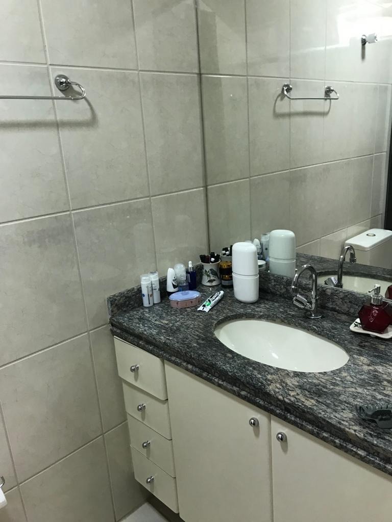 Apartamento à venda com 3 quartos, 91m² - Foto 18