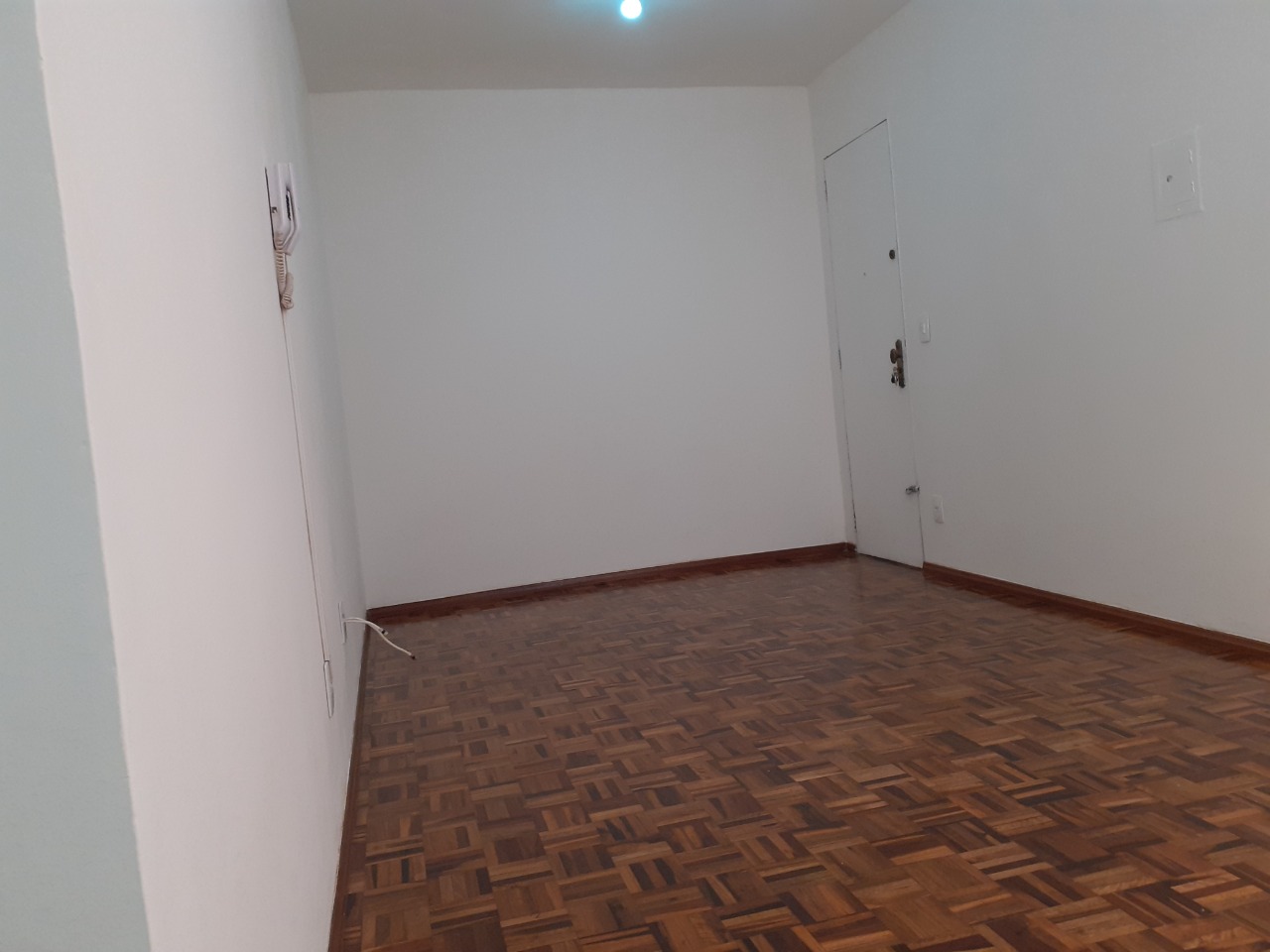 Apartamento à venda com 2 quartos, 58m² - Foto 1