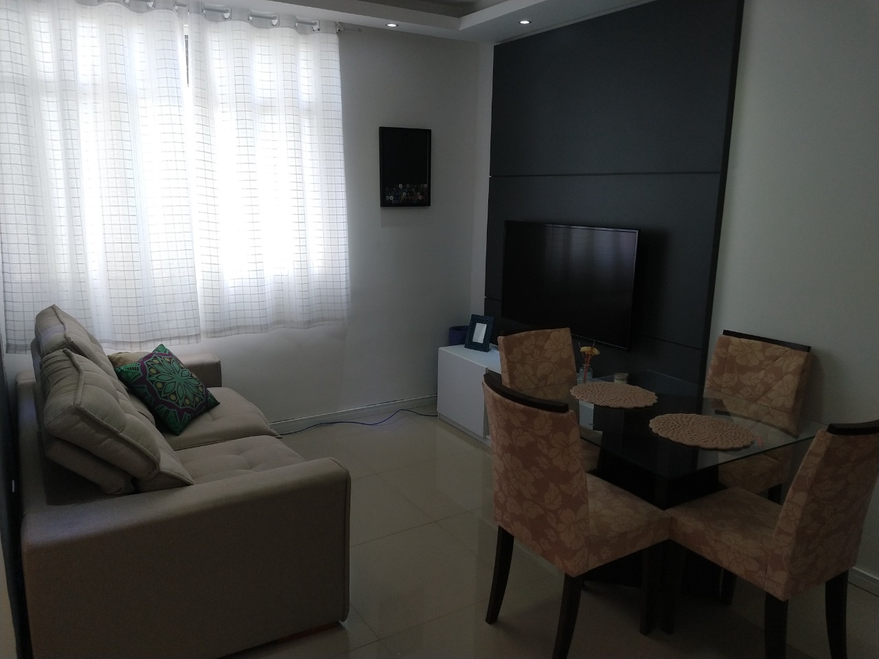 Apartamento à venda com 2 quartos, 64m² - Foto 1