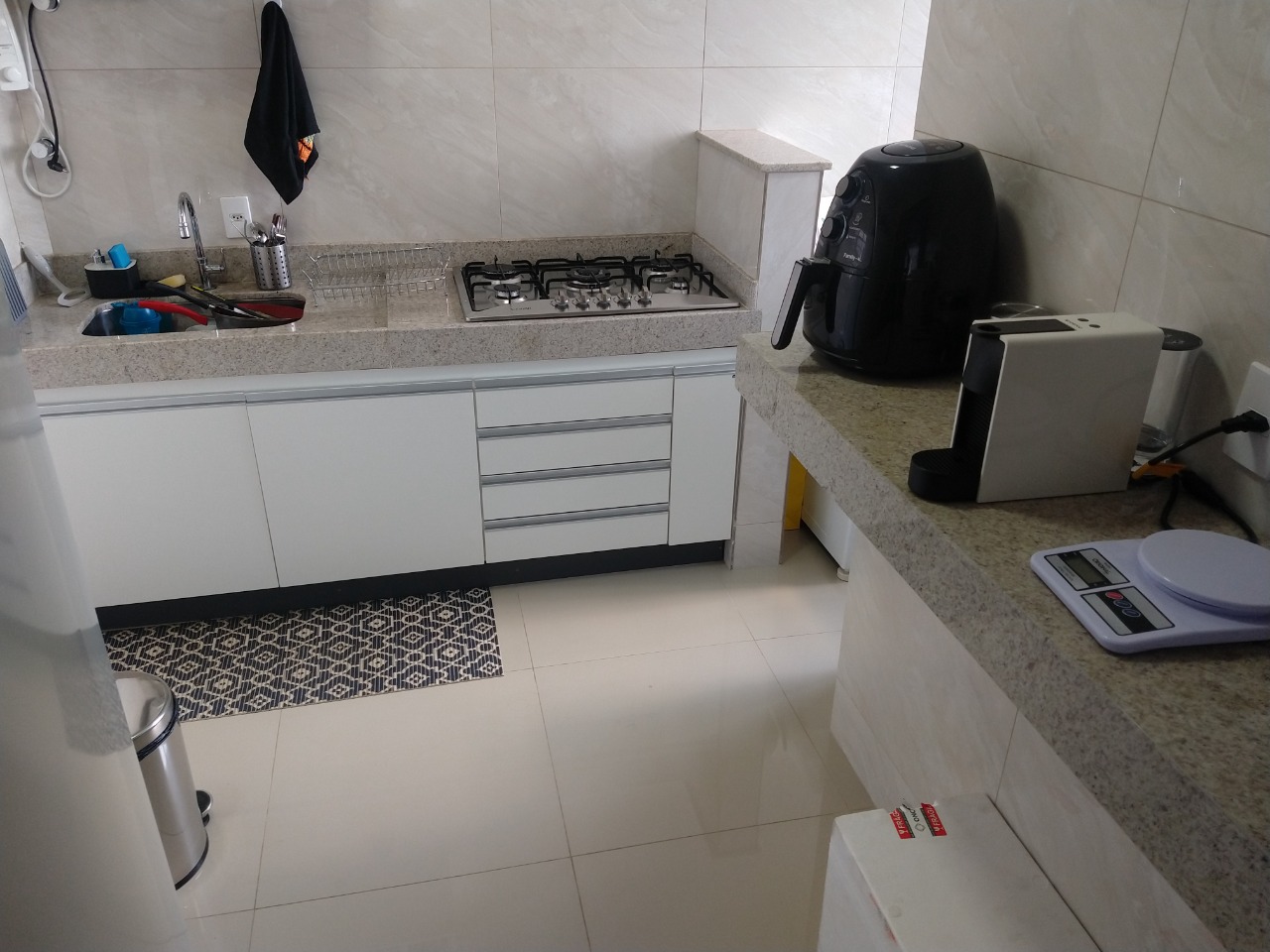 Apartamento à venda com 2 quartos, 64m² - Foto 10