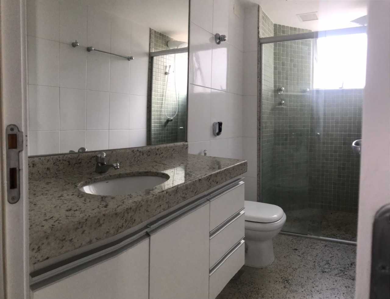 Apartamento à venda com 2 quartos, 71m² - Foto 22