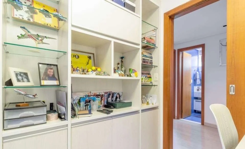 Apartamento à venda com 4 quartos, 140m² - Foto 16