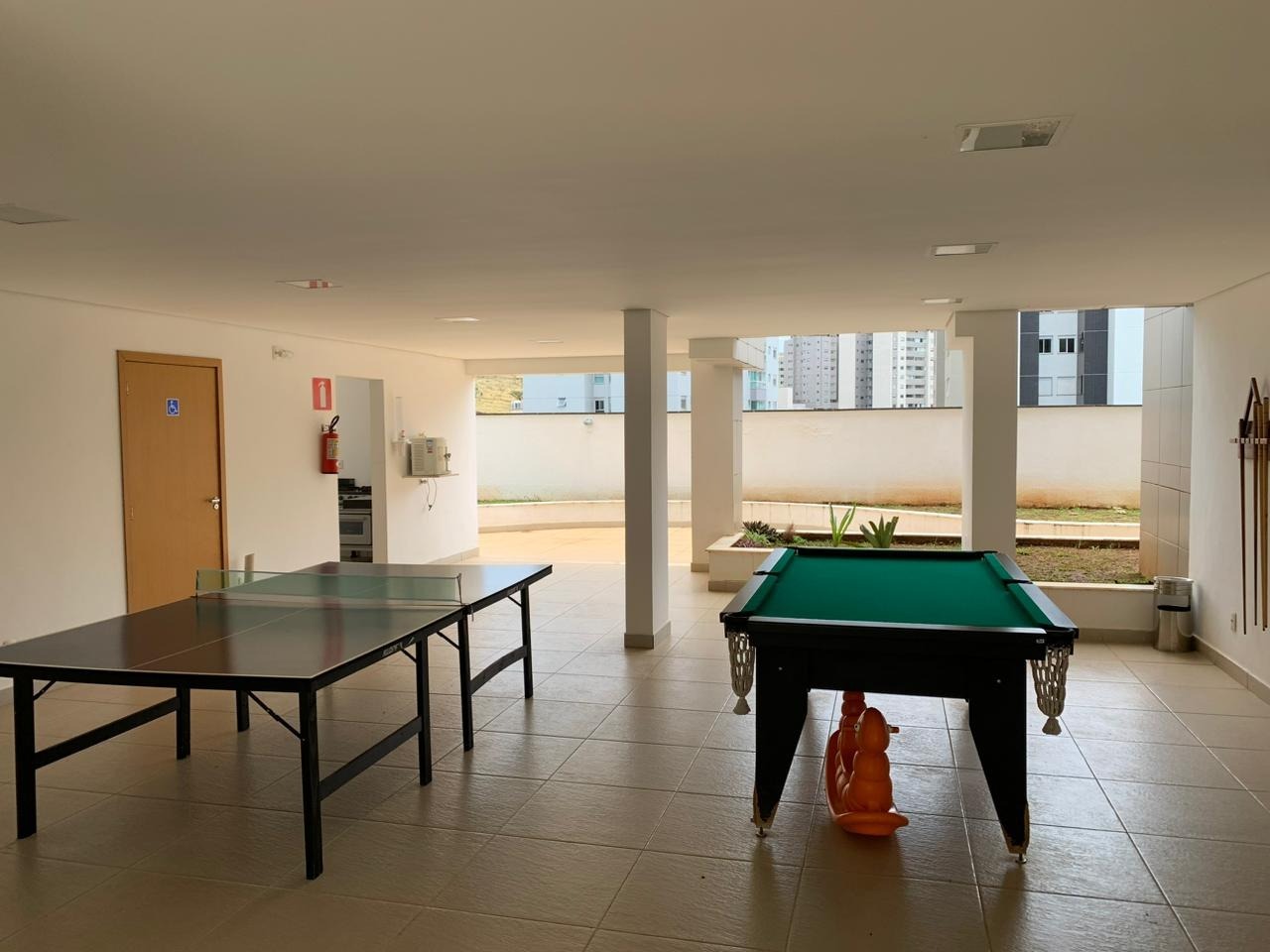 Apartamento à venda com 2 quartos, 77m² - Foto 24