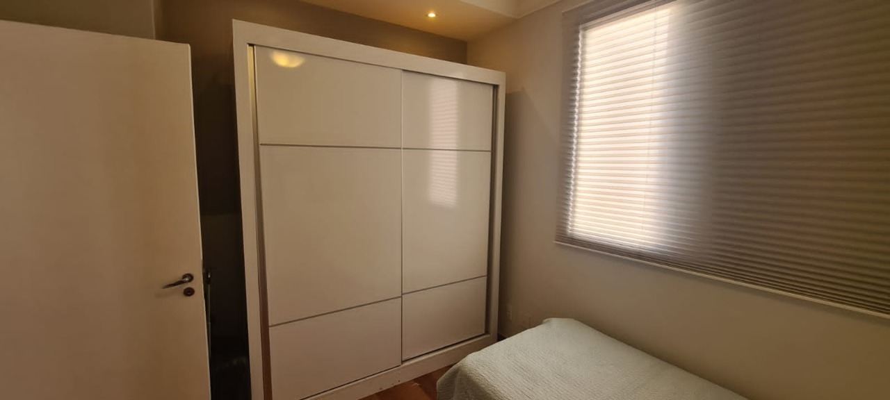 Apartamento à venda com 3 quartos, 105m² - Foto 3