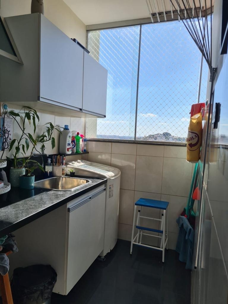 Apartamento à venda com 2 quartos, 65m² - Foto 5