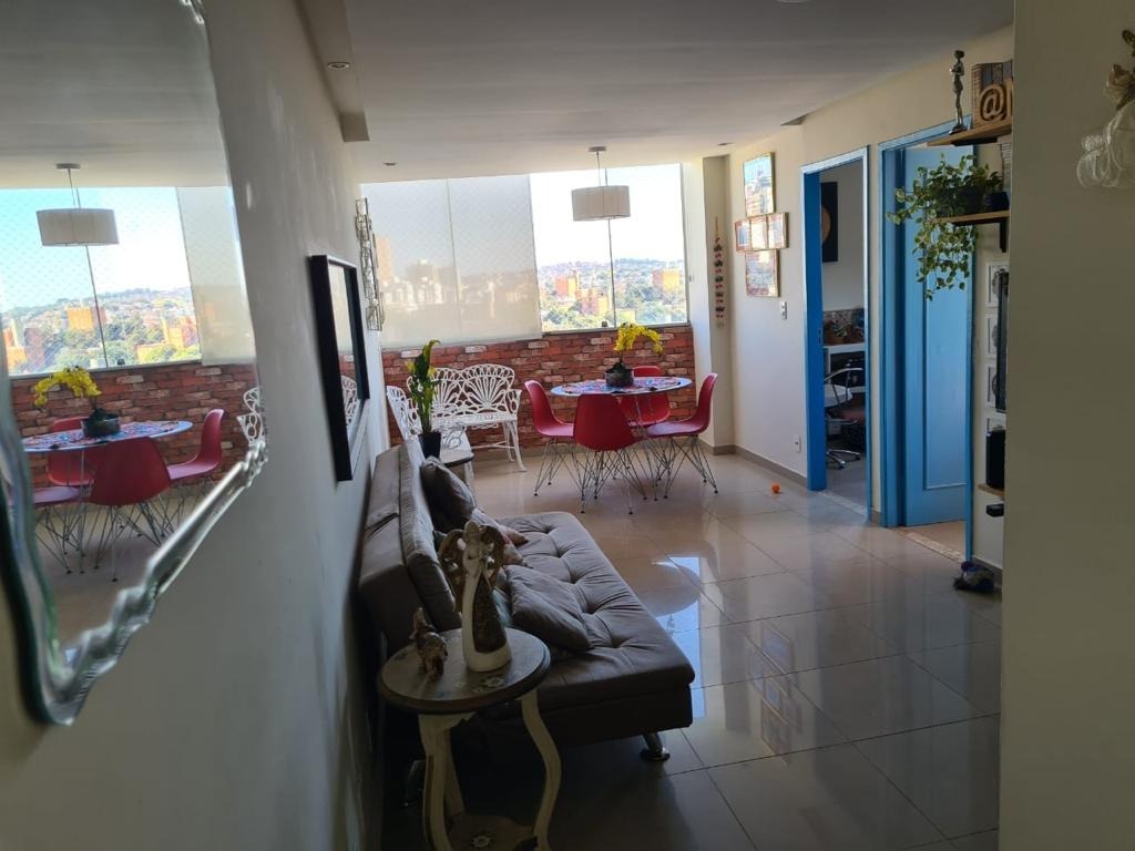 Apartamento à venda com 2 quartos, 65m² - Foto 10