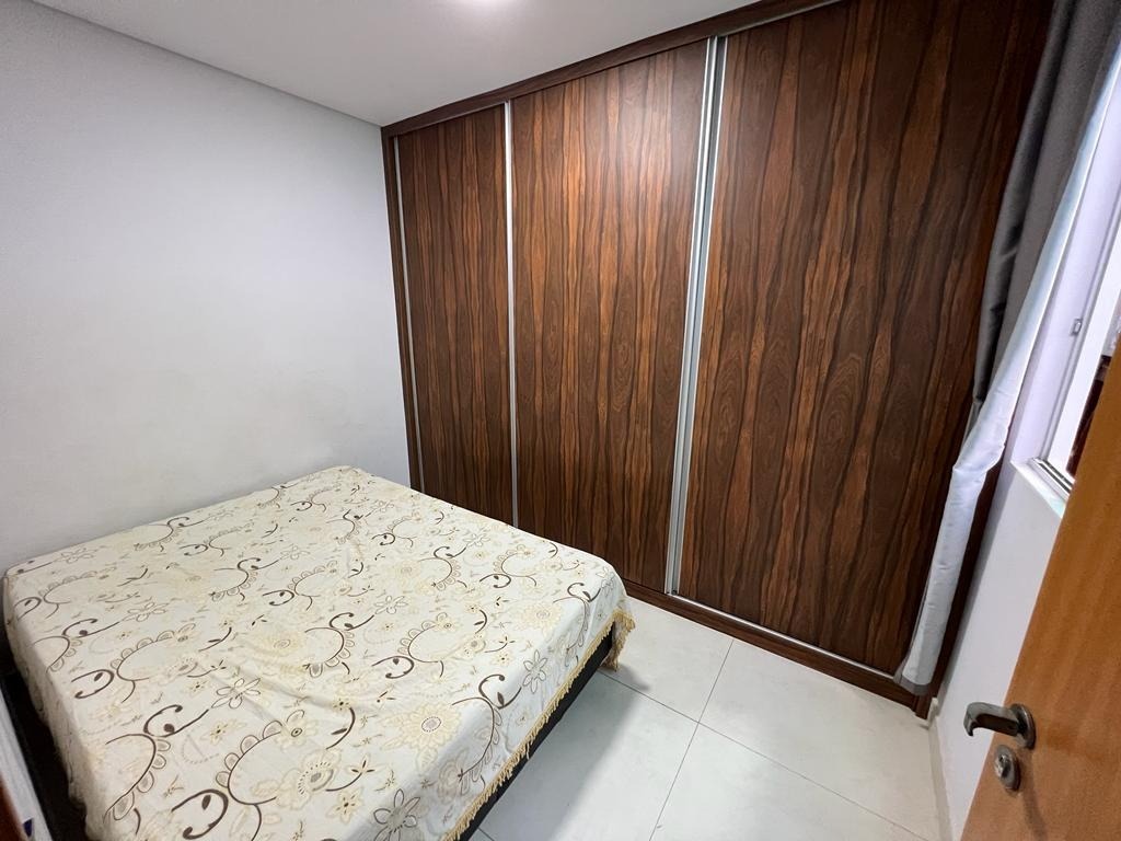 Casa à venda com 3 quartos, 180m² - Foto 14