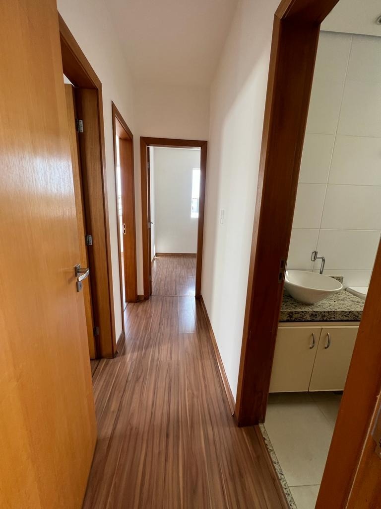 Apartamento à venda com 3 quartos, 74m² - Foto 12