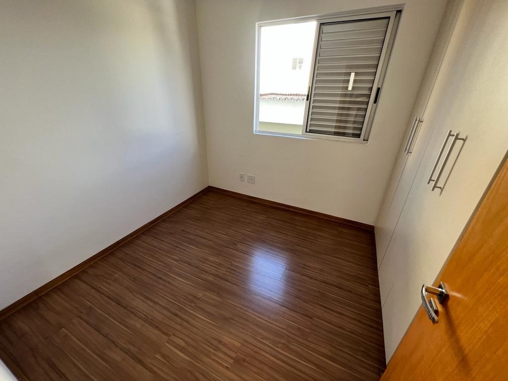 Apartamento à venda com 3 quartos, 74m² - Foto 14