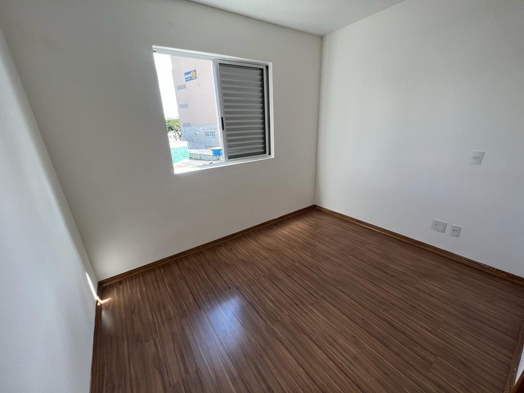 Apartamento à venda com 3 quartos, 74m² - Foto 17