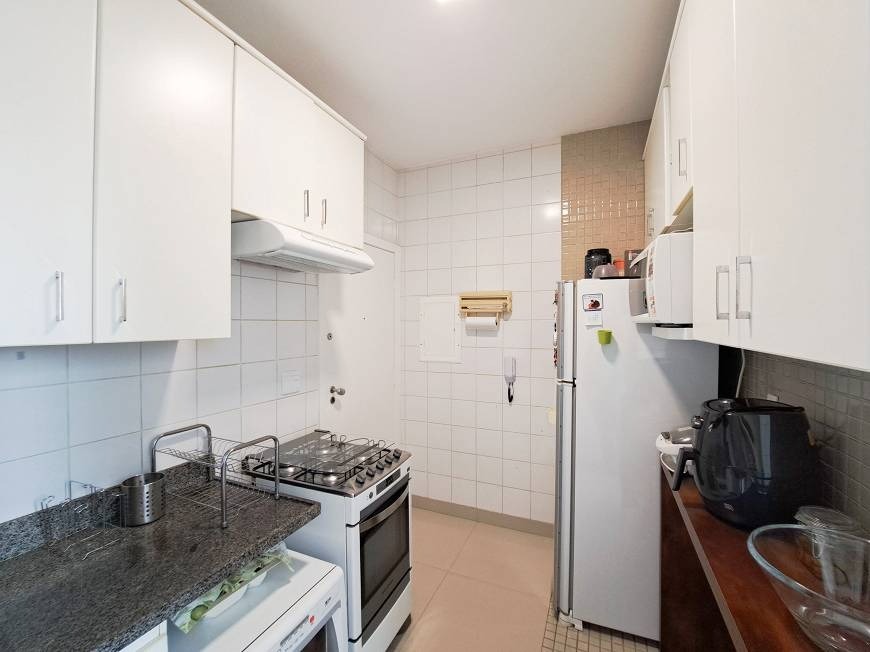 Apartamento à venda com 3 quartos, 110m² - Foto 11