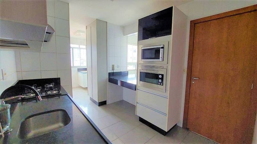 Apartamento à venda com 3 quartos, 120m² - Foto 12