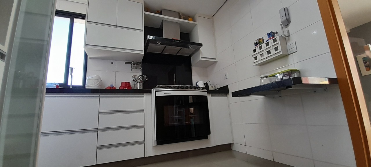 Cobertura à venda com 3 quartos, 200m² - Foto 18