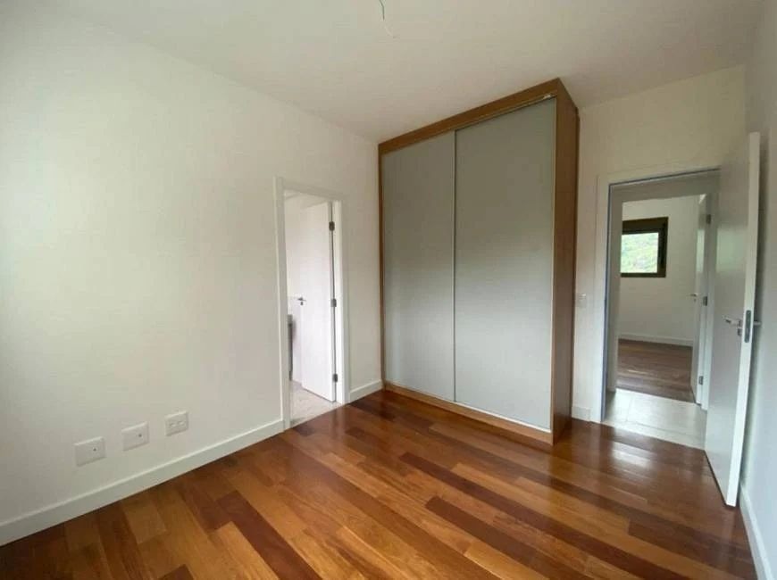 Apartamento à venda com 4 quartos, 215m² - Foto 16