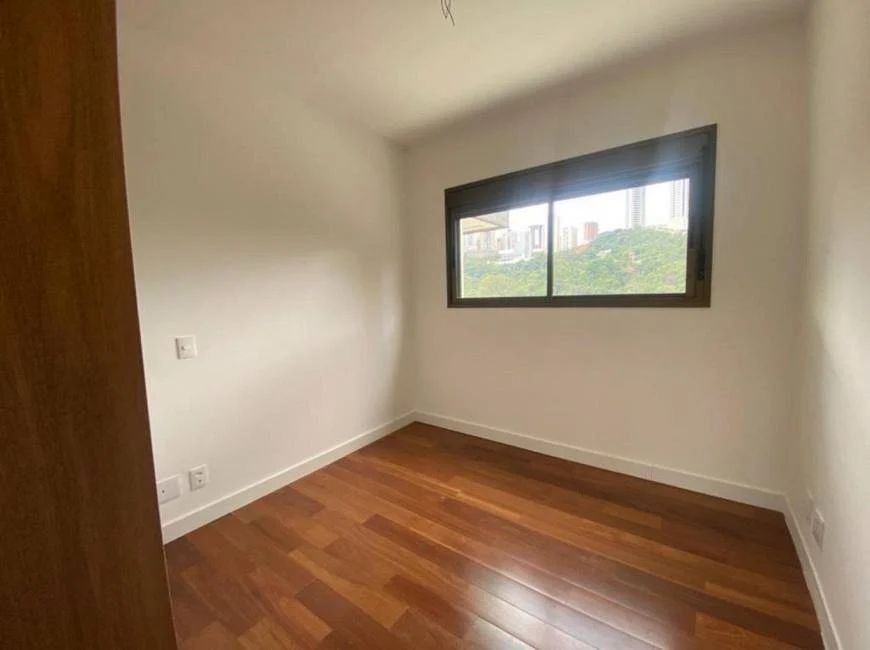 Apartamento à venda com 4 quartos, 215m² - Foto 17