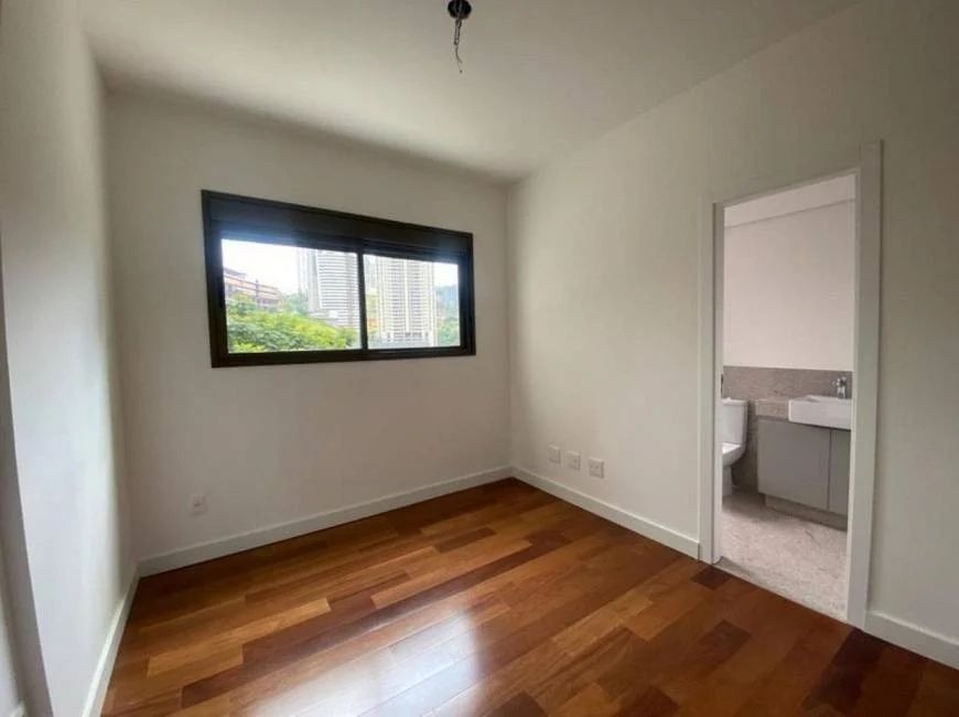 Apartamento à venda com 4 quartos, 215m² - Foto 18