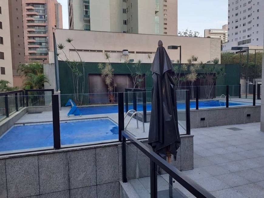 Apartamento à venda com 4 quartos, 215m² - Foto 25