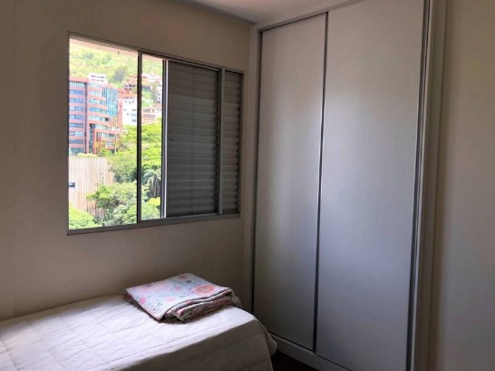 Apartamento à venda com 3 quartos, 84m² - Foto 3