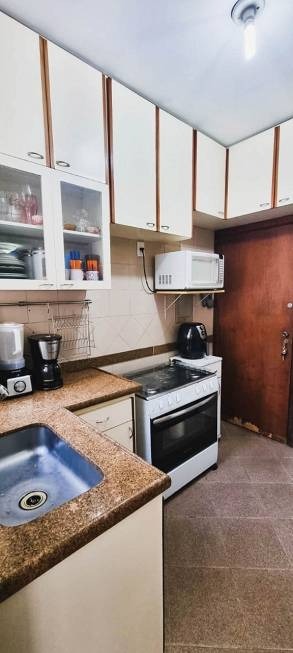 Apartamento à venda com 3 quartos, 30m² - Foto 9