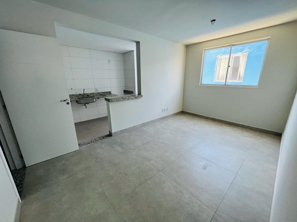 Apartamento à venda com 2 quartos, 64m² - Foto 1