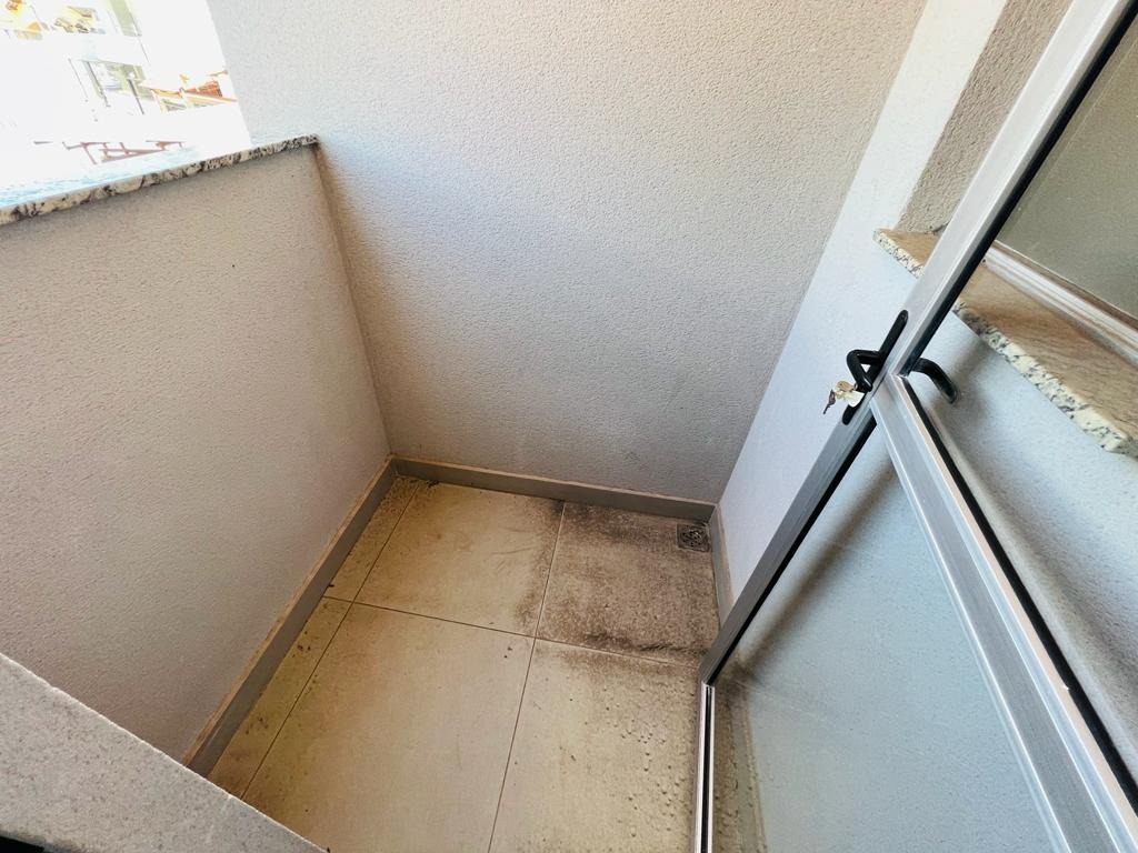 Apartamento à venda com 2 quartos, 64m² - Foto 10