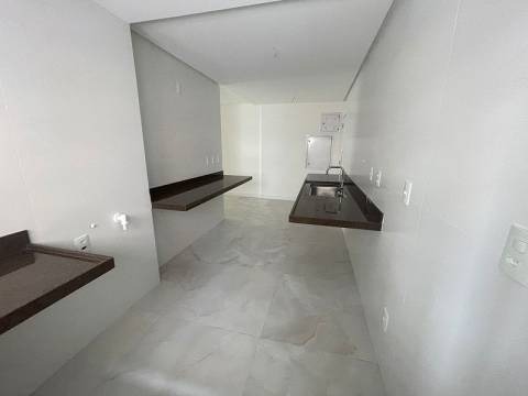 Apartamento à venda com 4 quartos, 142m² - Foto 20