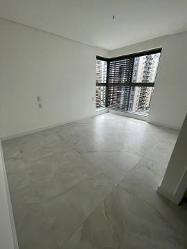 Apartamento à venda com 4 quartos, 142m² - Foto 18