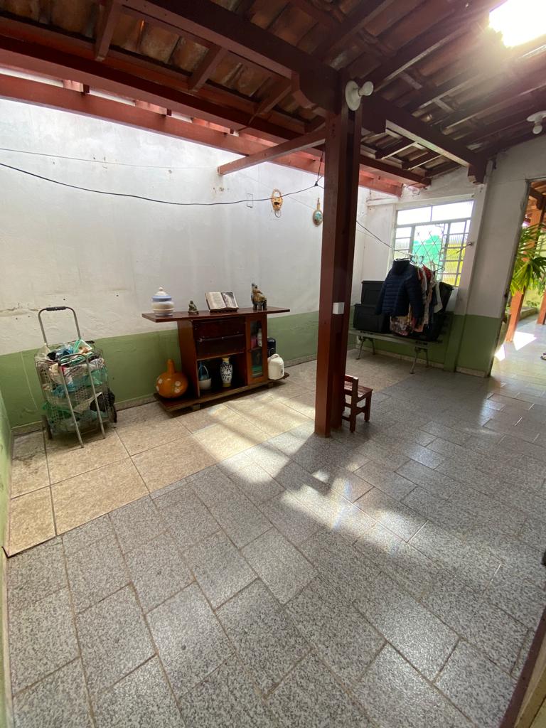 Casa à venda com 2 quartos, 250m² - Foto 14