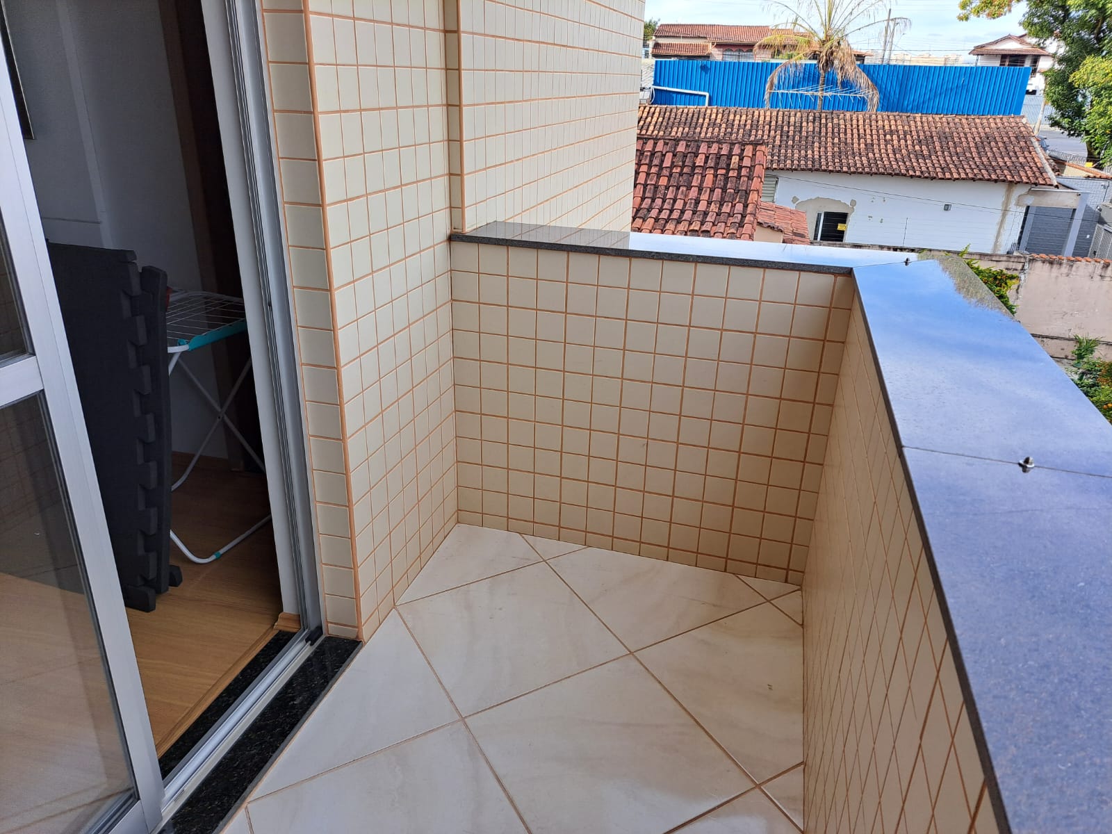 Apartamento à venda com 3 quartos, 96m² - Foto 3