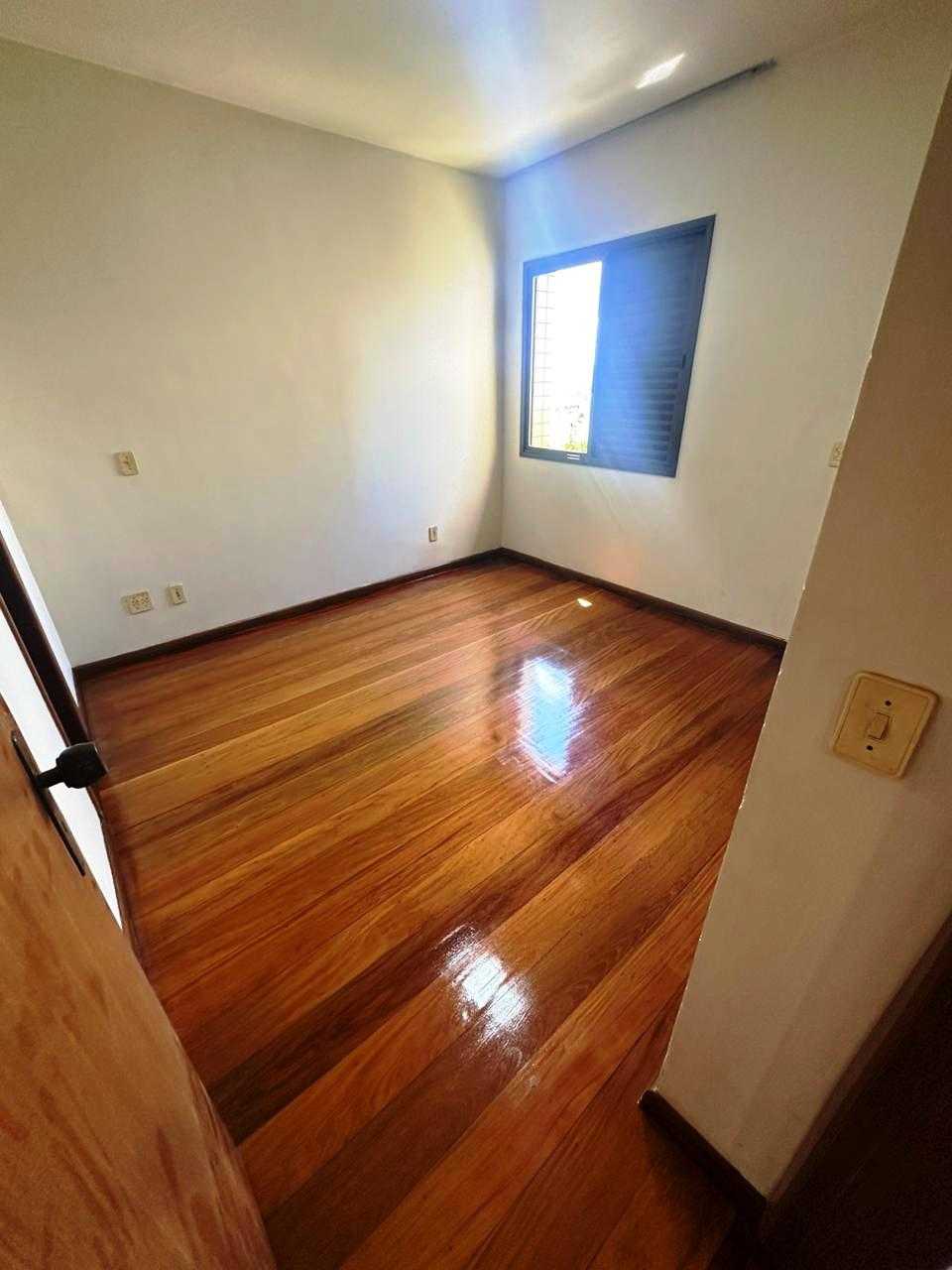 Apartamento à venda com 4 quartos, 142m² - Foto 15