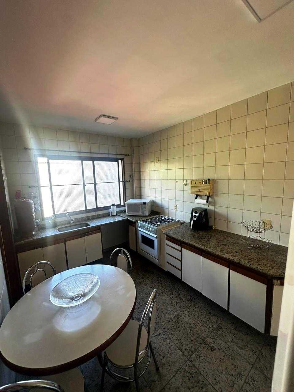 Apartamento à venda com 4 quartos, 142m² - Foto 18