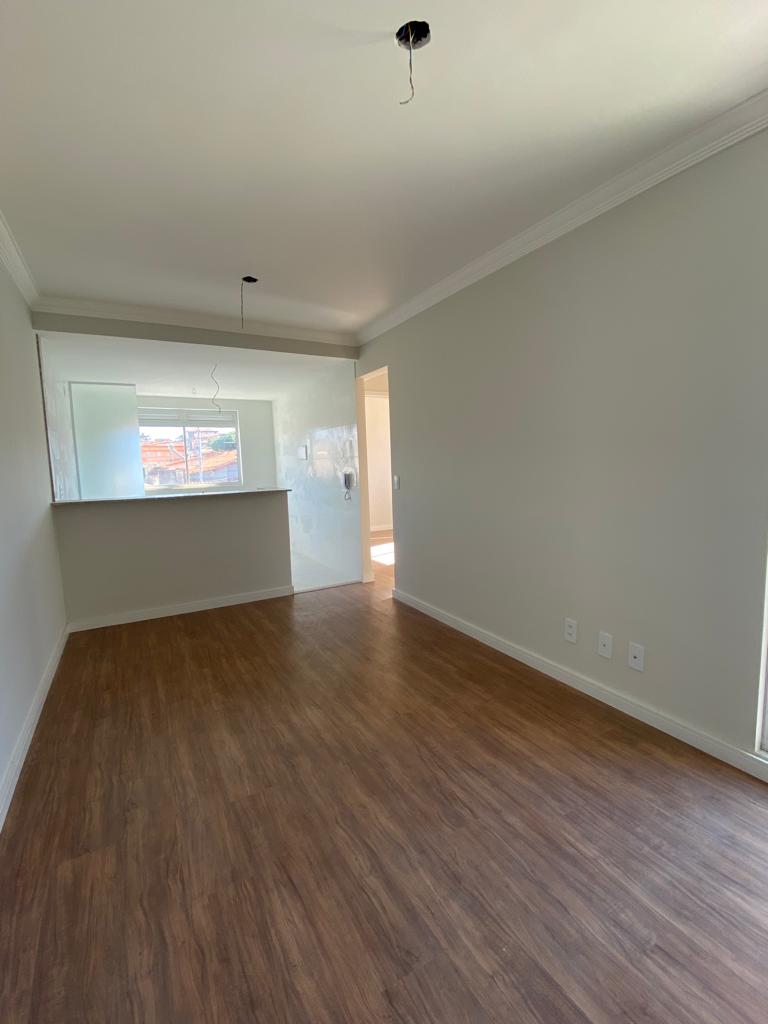 Apartamento à venda com 2 quartos, 50m² - Foto 2